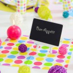 mini3-serviette-papier-plis-pois-couleur-fete-amusement-decoration-table-8.jpg