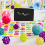 mini3-boule-rotin-assortiment-ronde-couleur-table-decoration-fete-anniversaire-mariage-amusement-classe-marque-place-invite-16.jpg