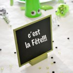 mini3-marque-table-carre-ardoise-pied-couleur-fete-amusement-ceremonie-decoration-6.jpg