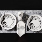 mini3-chemin-de-table-musique-theme-beau-noir-blanc-fete-ceremonie-2.jpg