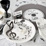 mini3-serviette-table-musique-fete-noir-blanc-ceremonie-decoration-2.jpg