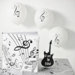 mini3-livre-musique-fete-ceremonie-table-decoration-noir-blanc-2.jpg