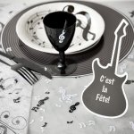 mini3-marque-table-guitare-musique-1.jpg