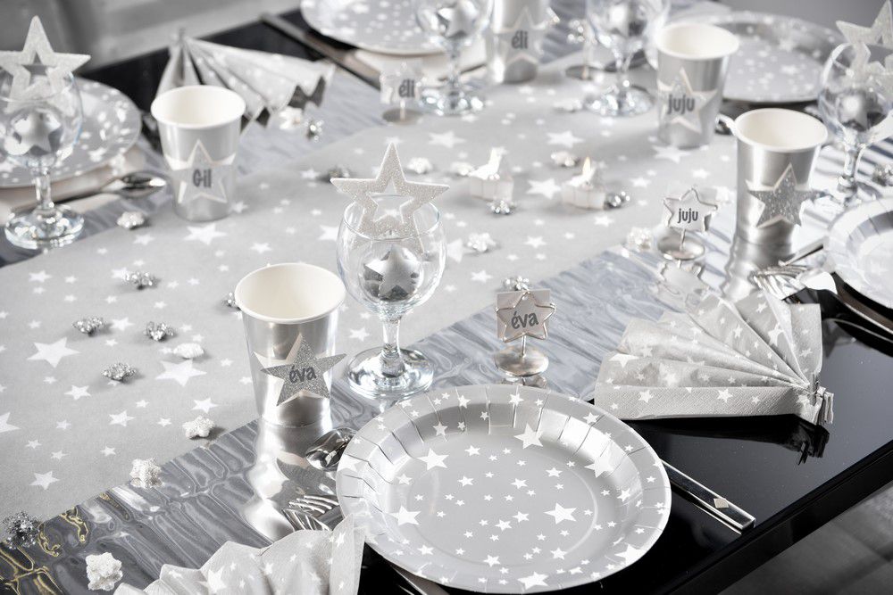 https://www.top-fete.com/produits/2518/chemin-table-decoration-fete-ceremonie-etoiles-noel-nappe-4.jpg