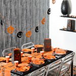 mini3-92_70303halloween-nuit-peur-enfant-assiette-champignon-boule-verre-disco-facettes-tenture-plastique-brillant-mat-serviette-disco-theme-fete-ceremonie-table-.jpg