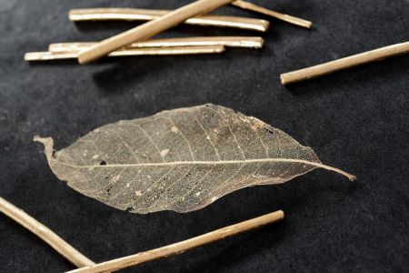 50 3011pack deco boule rotin fagot feille table fete decoration couleur 