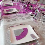 mini3-ceremonie-fete-marque-place-table-salle-decoration-couleur-ruban-16.jpg