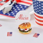 mini3-ceremonie-fete-decoration-salle-table-marque-place-hamburgers-3.jpg