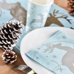 mini3-pomme-pin-sapin-bois-decoration-table-salle-fete-ceremonie-neige-hiver-noel-5.jpg