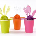mini3-fete-ceremonie-vaisselle-jetable-gobelet-couleur-salle-table-7.jpg