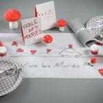 mini3-fete-ceremonie-decoration-salle-table-vaisselle-jetable-carton-ronde-couleur-11.jpg