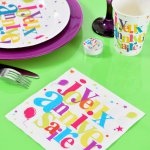 mini3-joyeux-anniversaire-festif-serviette-table-decoration-salle-couleur-multicolore-2.jpg