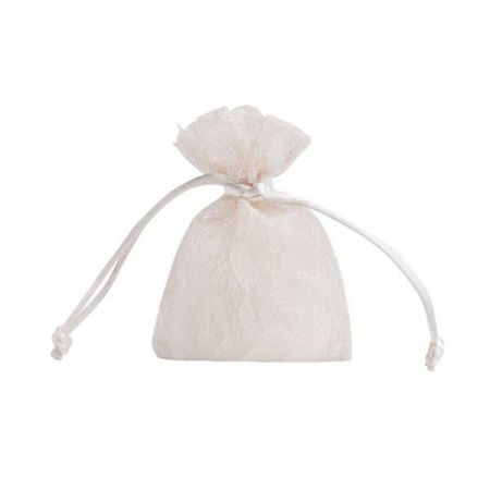 sac dentelle ecru 5 pieces anniversaire communion mariage fete feudartifice cotillons 